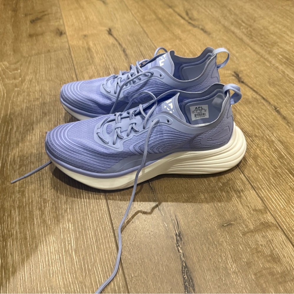 APL Women's TechLoom Running Sneakers - Lavender & White